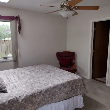 Charming suite in Marion IN, right next to Indiana Wesleyan University