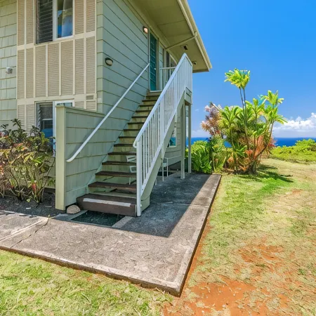 PRIVATE CORNER UNIT WITH SPECTACULAR OCEAN FRONT VIEWS