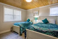 Luxurious Oasis ~ beachside 2 bedroom condo w/pool - 2-Star