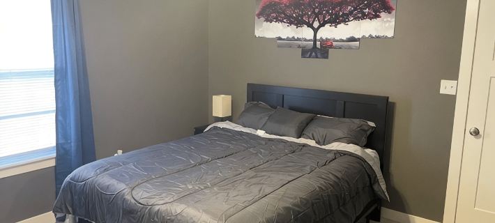 Cozy 2 - bedroom Little Blue House On The Hill in enjoyable Jefferson City Hotels in Cole County