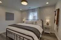 The Fieldhouse a Simply Charming property - 3-Star