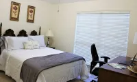 Family Friendly Home Convenient to everything! - Bungalows