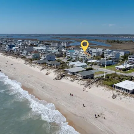 Southern Comfort : Private Pool, Hot Tub, Ocean Views, Elevator, & Walk to Town
