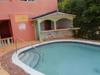 Tropical Court Hotel - 3-Star