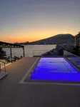 Hotel Edola - Kolam Renang