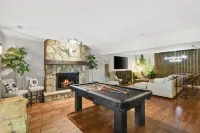 Spacious! All Paved road access, High Speed Internet, 7 Minutes to downtown BR! - 3-Star
