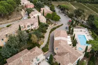Garden & City les Bastides de Grimaud - Parkplatz