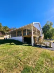 Delightful 3-Bedroom Home on the New River - Wifi