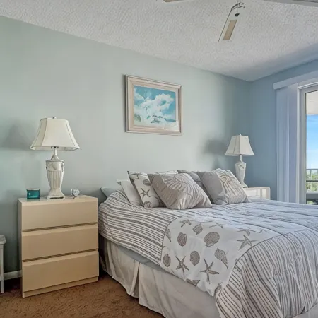 2 Minute Walk To Diamond Beach! Charming 2 BR condowith wonderful ocean views!
