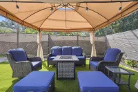 Pool - Game Room - FirePit - Free Parking - Sleeps 12 - Riverside Summer Getaway - Homestays