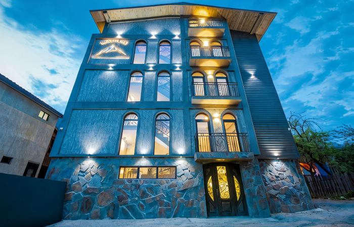 Hotel Mestia Inn