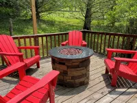 The Blowing Rock Cabin. It’s the Location! 4Br/2BA 5 Mins to Main St Clean/Quiet - Feriehus