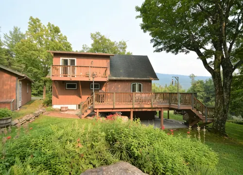 Edelweiss! A Luxurious 5 Bed Ski Chalet 5 Mins to Jay Peak, Vermont - Chalets