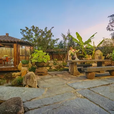 Floral Hotel·Wuyuan Banxianju Homestay (Baoyu Tower) Hotels near Wunüzhou Resort - Wuxiantang