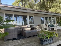 Waterfront “State of Mind” vintage home. - Gym