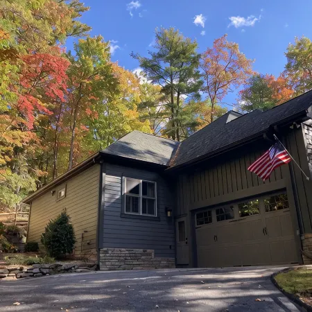 Private Mountain Retreat- Hiking, Fishing, Golf, Sapphire, Cashiers, Highlands