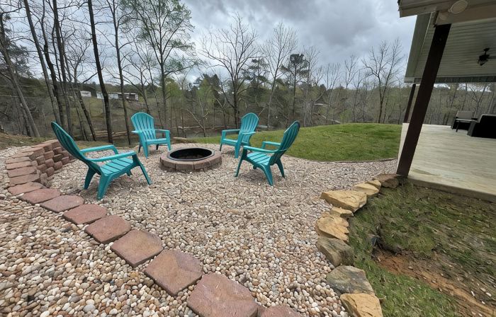 4 Bedroom 3 Bath Lakefront Home with Private Dock, Secluded, Lewis Smith Lake