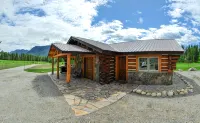 Glacier Homestead - 3-Star