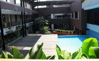 Hotel Asri Sumedang - Pools