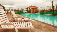 Executive Inn & Suites