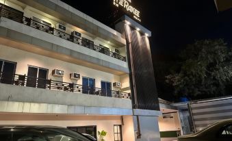 Hotel Merakee