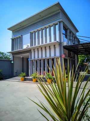 Hotel Grand Pangestu Hotels in Cikampek