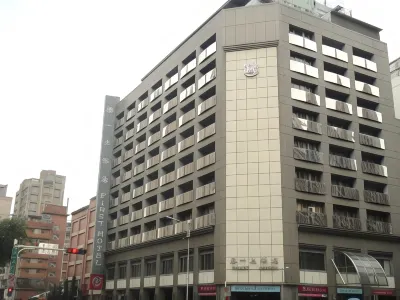 First Hotel Hotel di Songjiang Nanjing District