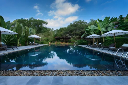 Tam Coc Garden Resort - Yüzme Havuzu