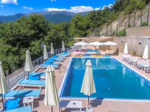 Nymfes Hotel