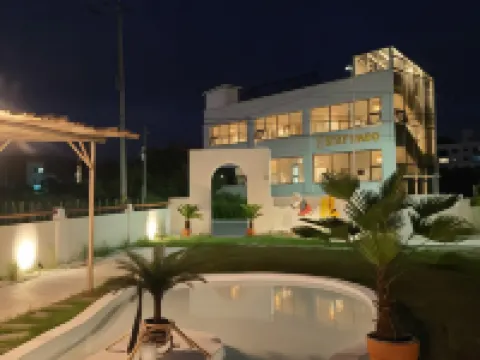 ยังยัง สเตย์ดาโร