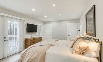Bright and Modern Home 2 Mi to Presque Isle Airport
