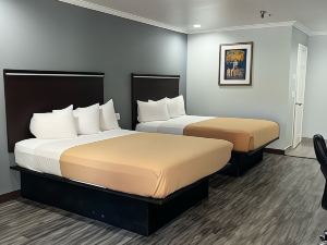 Laguna Inn and Suites