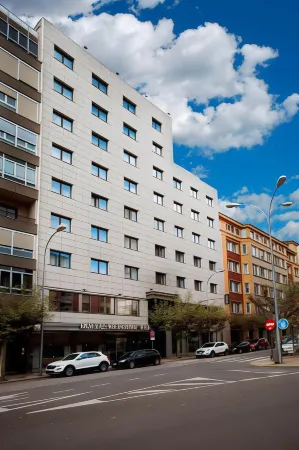 Hotel Alfonso VIII Отели рядом с достопримечательностью «Monasterio de San Juan de Duero»