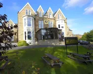 Number 10 Hotel Hotels in Giffnock