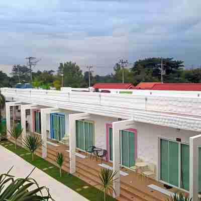 บ้านชมจันทร์ แอท สวนผึ้ง Hotel Exterior