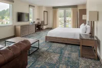 Four Points by Sheraton Santa Cruz Scotts Valley โรงแรมใกล้Old Lime Kiln Ruins