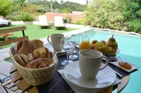 Les Terrasses de Castelnau Hotels near Campus international de Baillarguet