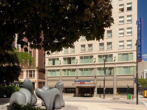 Fairfield Inn & Suites Milwaukee Downtown