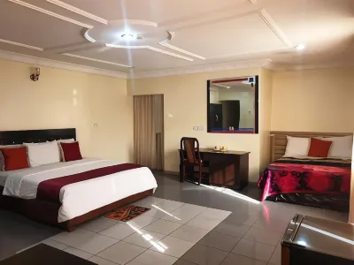Qeesh Quintessential Apartments Отели в г. Джос