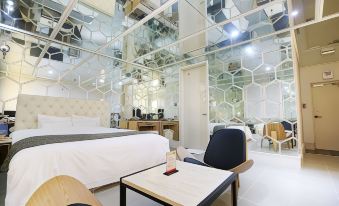 Jincheon Sun & Moon Motel