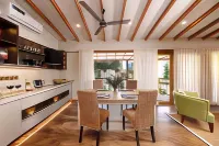 Colombo Villa Collection