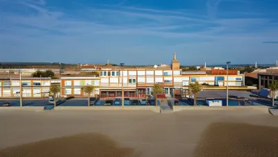 Logis Hôtel & Restaurant Mediterranee Hotels in Portel-des-Corbieres