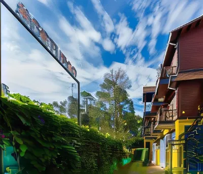 The Hosteller Kasar Devi Hotels in Balt Bari