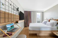 Moxy Annecy Hotels in Seynod
