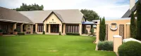 Scott's Manor Guesthouse Function and Conference Venue Hotels in Lichtenburg