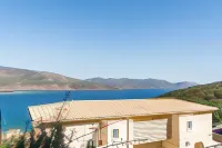 Princess Kyniska Suites Hotels in Plitra