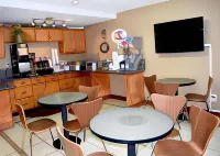 Super 8 by Wyndham Homewood Birmingham Area