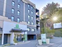 ฮอลิเดย์ อินน์ ลียง ไวซ์ บาย IHG โรงแรมในจังหวัดโรน