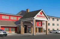 Ramada by Wyndham Platte City KCI Airport Hotels in Carroll Township