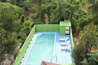 Woodnote Thekkady - Balkoner